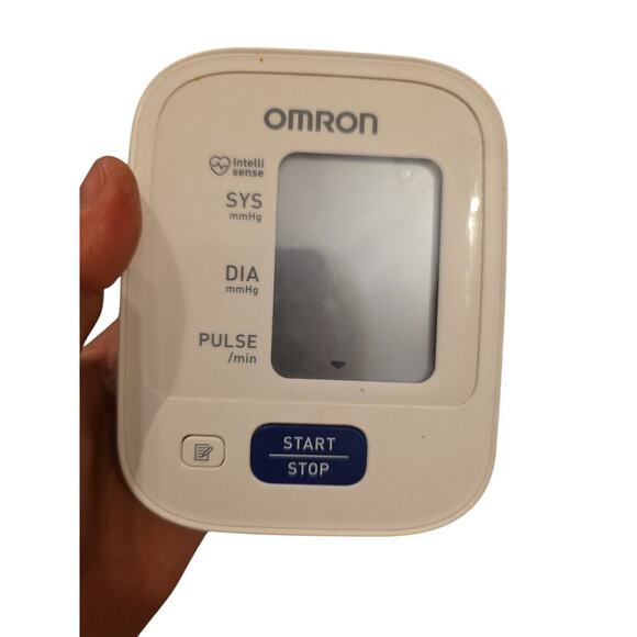 OMRON BP7100 Series 3 Upper Arm Blood Pressure Monitor Free Shipping - Picture 15 of 16